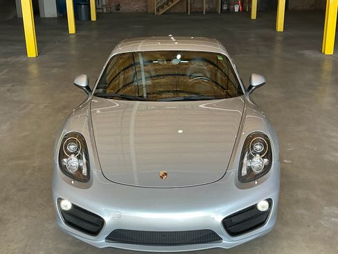 Used 2014 Porsche Cayman S image 6