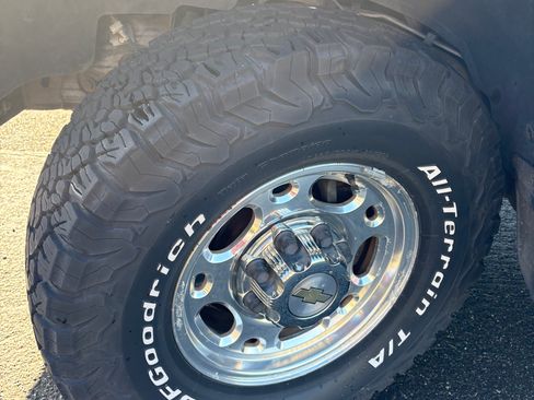 Used 2004 Chevrolet Silverado 2500 LT w/ Skid Plate Package image 5