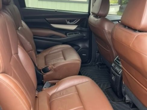 Used 2019 Subaru Ascent Touring w/ Popular Package #2 AWD/4WD image 8