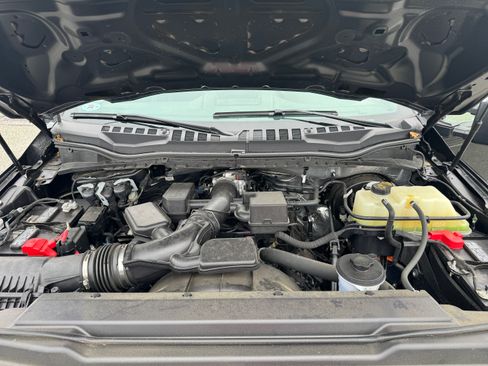 Used 2022 Ford F350 Lariat w/ Chrome Package image 1