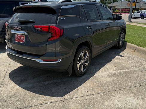 Used 2018 GMC Terrain SLT w/ Preferred Package FWD image 6