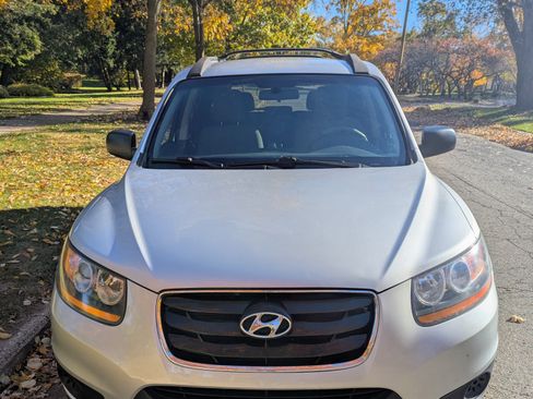 Used 2011 Hyundai Santa Fe GLS image 4