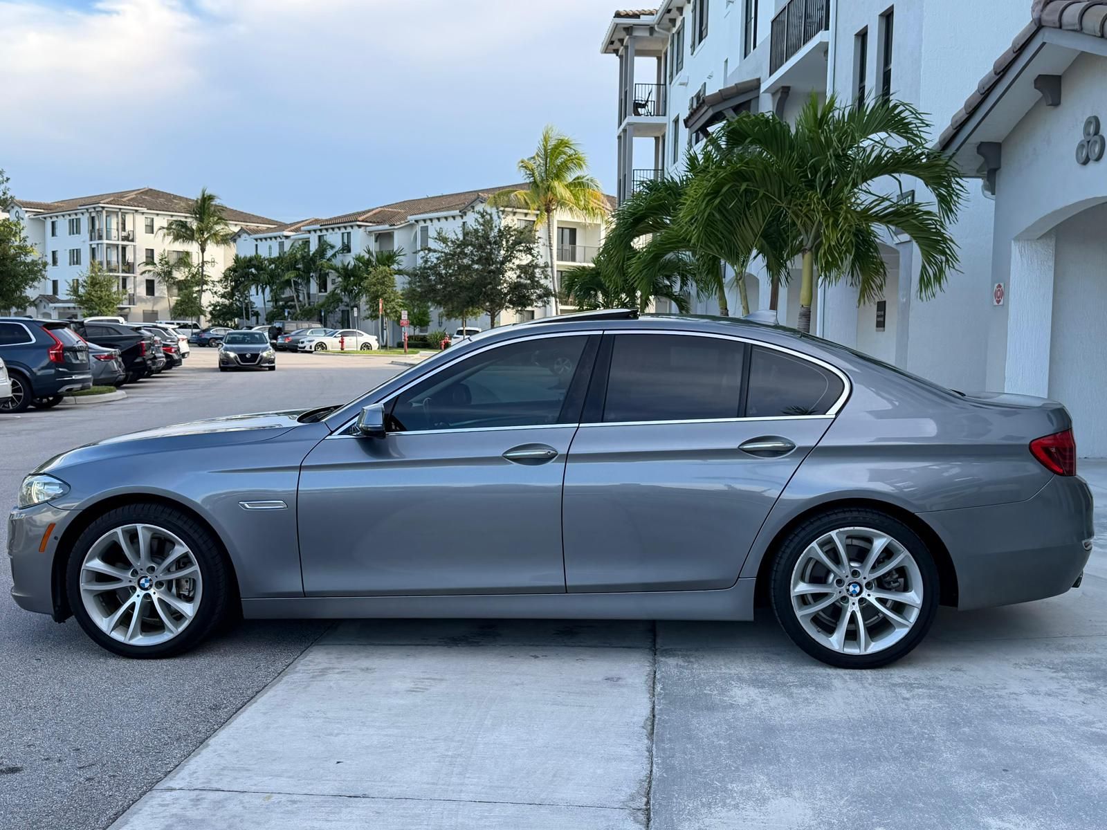 Used 2014 BMW 535i Sedan RWD image 2