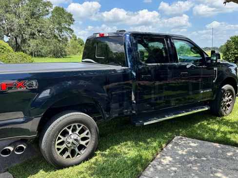 Used 2022 Ford F250 Lariat w/ Lariat Value Package AWD/4WD image 4