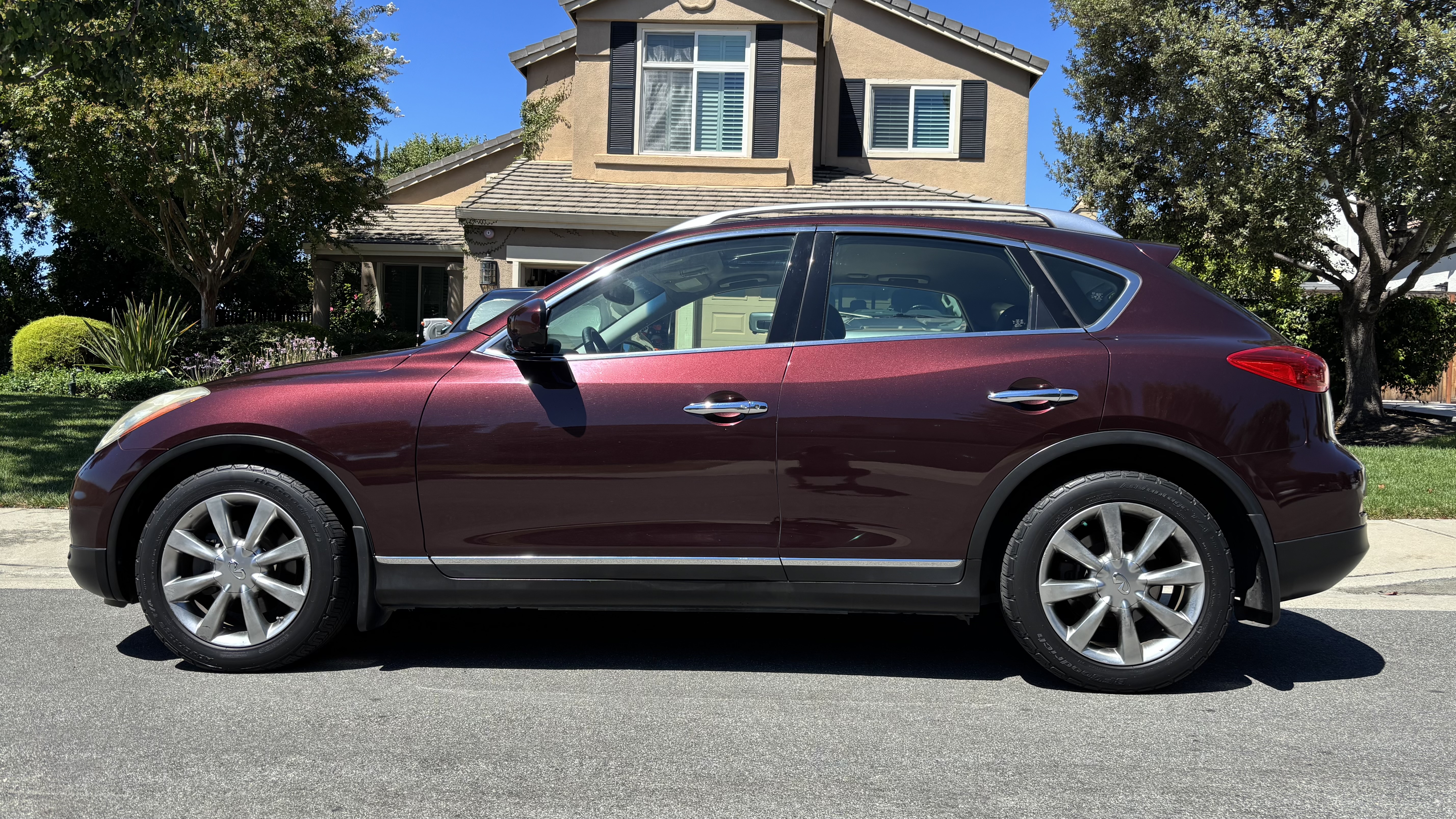Used 2012 INFINITI EX35 Journey w/ Premium Pkg AWD/4WD image 8