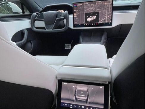 Used 2023 Tesla Model S Plaid AWD/4WD image 12