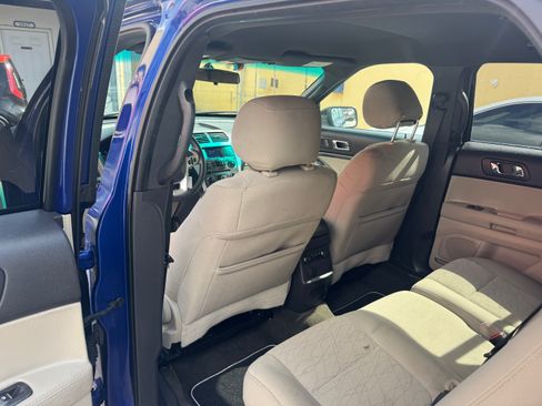 Used 2013 Ford Explorer FWD image 17