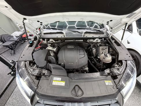 Used 2018 Audi Q5 Prestige w/ Prestige Package image 23