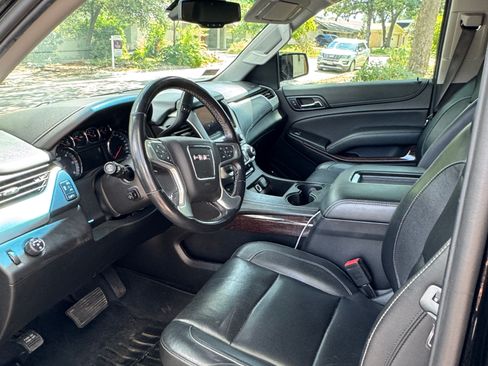 Used 2019 GMC Yukon XL SLT w/ Open Road Package RWD image 11