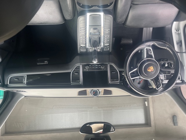 Used 2017 Porsche Macan S AWD/4WD image 11