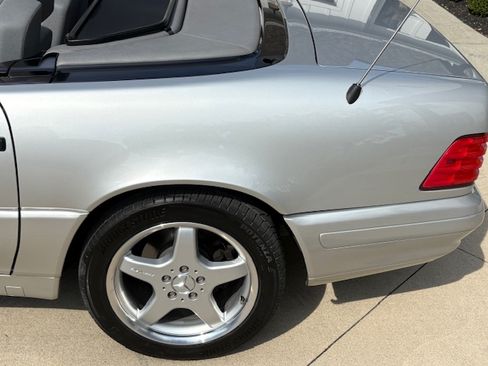 Used 1998 Mercedes-Benz SL 500 image 18