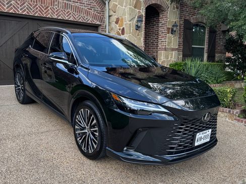 Used 2024 Lexus RX 350 Premium Plus w/ Convenience Package FWD image 9
