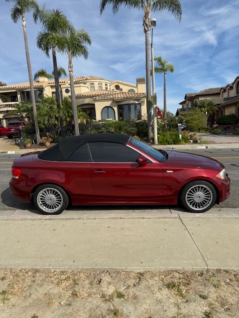 Used 2012 BMW 128i Convertible RWD image 4
