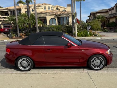 Used 2012 BMW 128i Convertible image 3