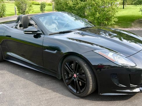 Used 2017 Jaguar F-TYPE Convertible RWD image 6