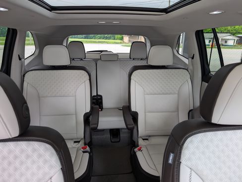 Used 2025 GMC Acadia Denali image 20