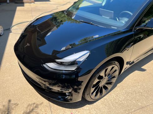 Used 2022 Tesla Model 3 Performance image 5