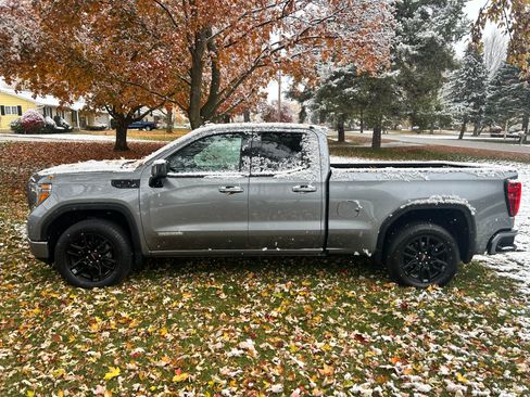 Used 2020 GMC Sierra 1500 Elevation w/ Elevation Value Package image 16