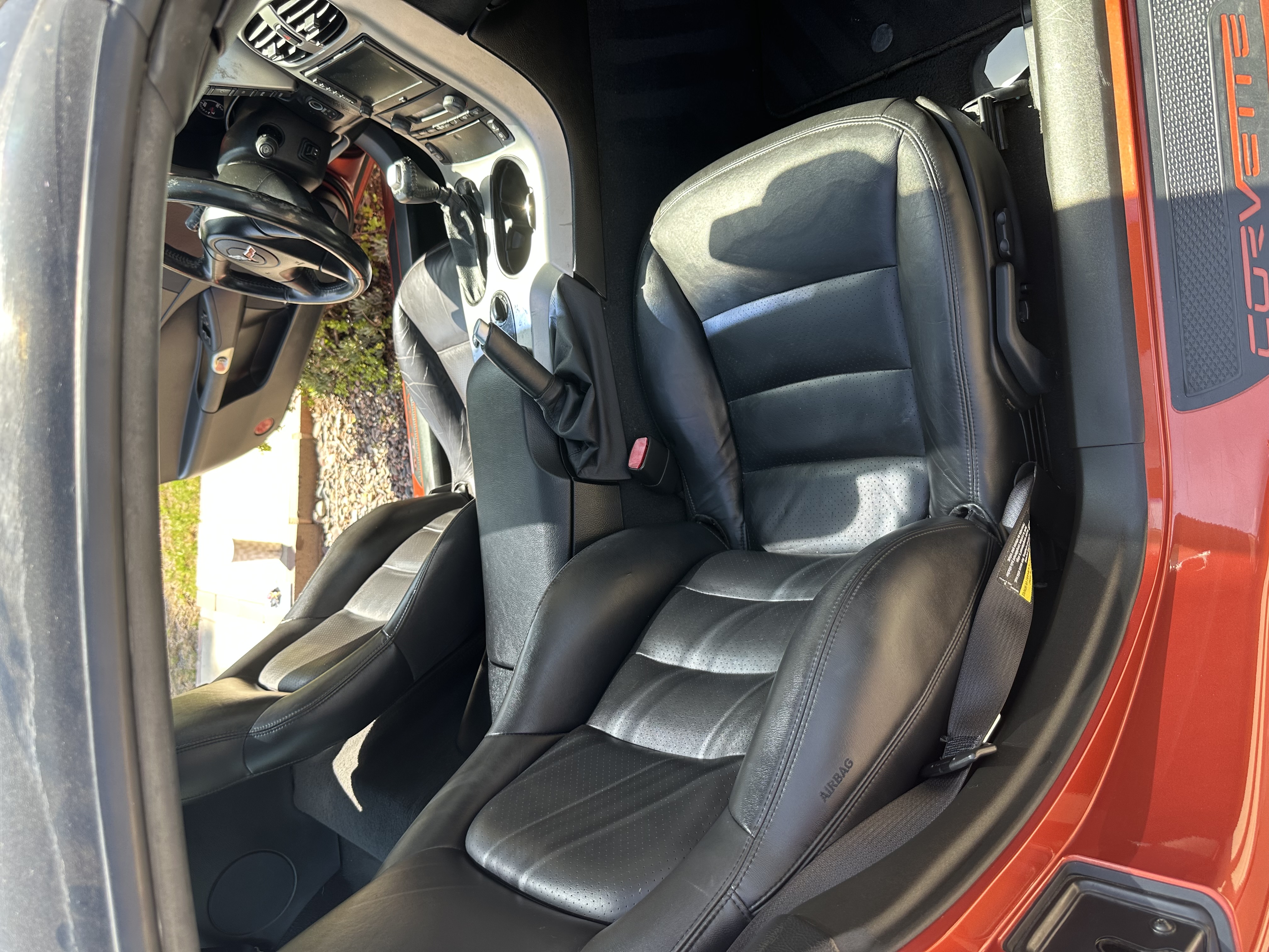 Used 2005 Chevrolet Corvette Coupe w/ Preferred Equipment Group RWD image 6