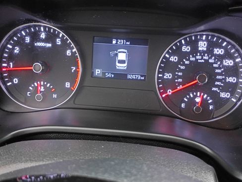 Used 2021 Kia Forte LXS image 9