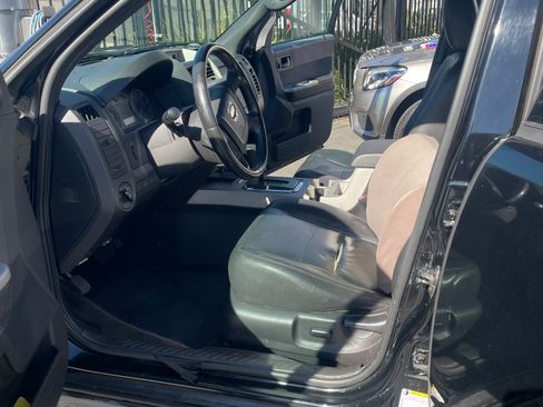 Used 2012 Ford Escape XLT image 8