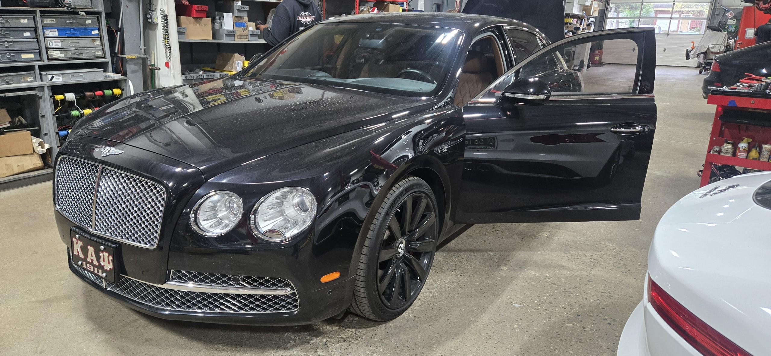 Used 2014 Bentley Flying Spur W12 AWD/4WD image 6