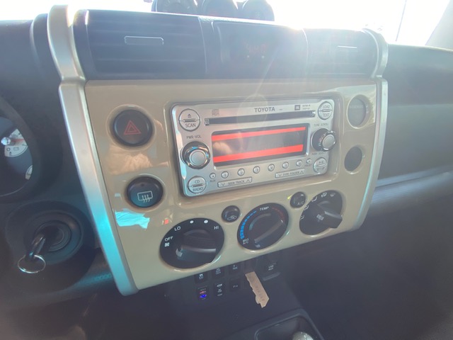 Used 2012 Toyota FJ Cruiser 4WD w/ Upgrade Pkg image 26