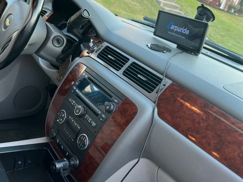 Used 2012 Chevrolet Tahoe LT RWD image 9