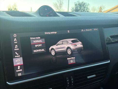 Used 2019 Porsche Cayenne image 13