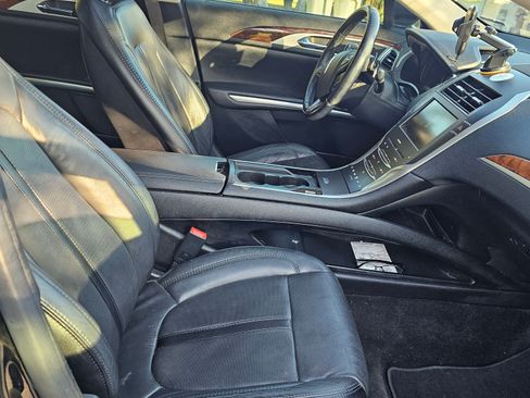 Used 2016 Lincoln MKZ w/ Equipment Group 300A Reserve image 11