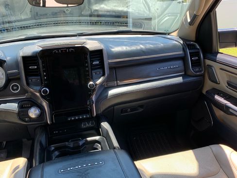 Used 2019 RAM 1500 Limited RWD image 14