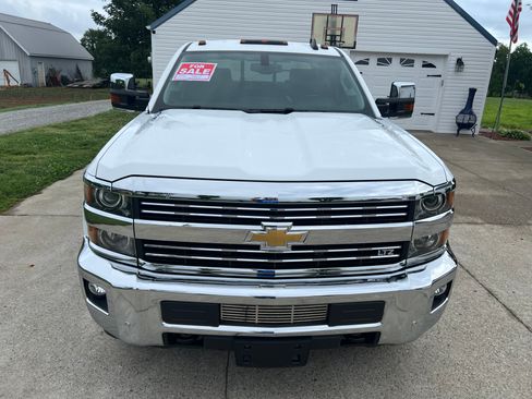 Used 2016 Chevrolet Silverado 2500 LTZ w/ Duramax Plus Package AWD/4WD image 8