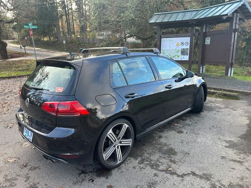 Used 2015 Volkswagen Golf R 4-Door image 1