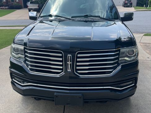 Used 2015 Lincoln Navigator L 2WD image 1