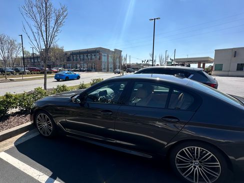 Used 2020 BMW M550i xDrive M550i xDrive Sedan 4D w/ Premium Package image 12