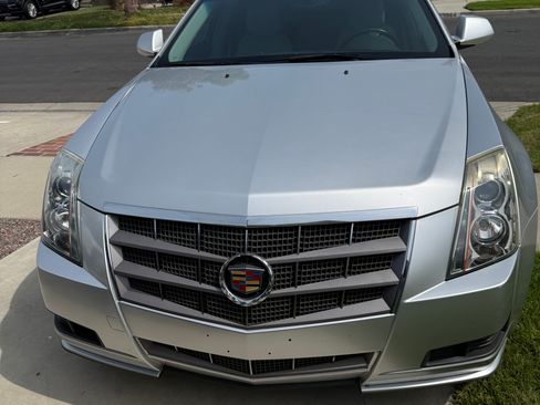 Used 2010 Cadillac CTS Luxury image 5