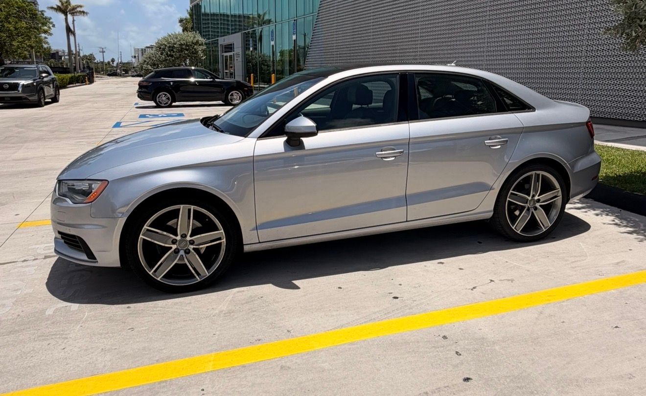 Used 2016 Audi A3 2.0T Premium w/ Audi MMI Navigation Plus AWD/4WD image 5