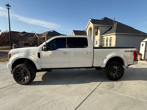 Used 2017 Ford F350 Platinum w/ Platinum Ultimate Package image 1