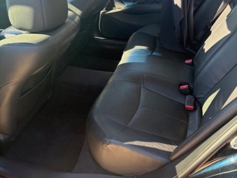 Used 2016 INFINITI Q70 L 3.7 w/ Technology Package image 4