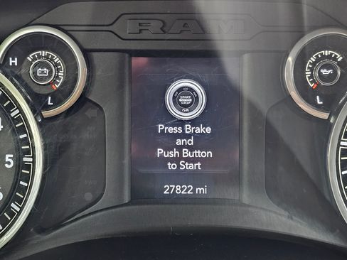 Used 2021 RAM 2500 Tradesman image 9