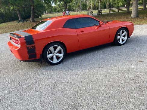 Used 2008 Dodge Challenger SRT8 image 9