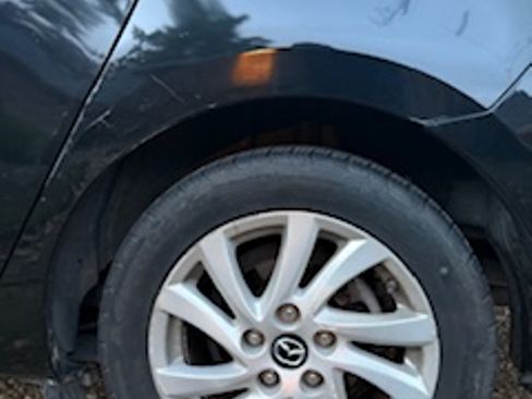 Used 2013 MAZDA MAZDA3 i Touring image 13