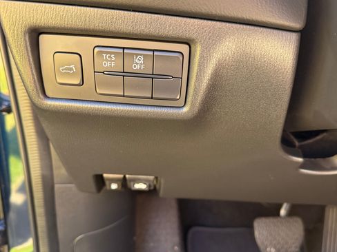 Used 2020 MAZDA CX-5 Touring image 19