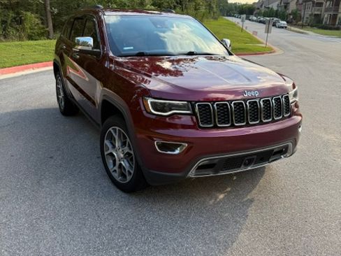 Used 2022 Jeep Grand Cherokee Limited w/ Tech Group AWD/4WD image 1