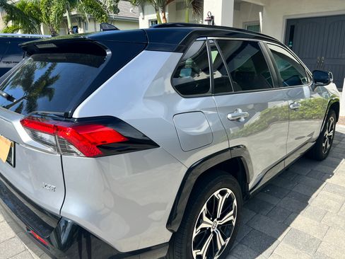 Used 2021 Toyota RAV4 XSE w/ Weather Package AWD/4WD image 11