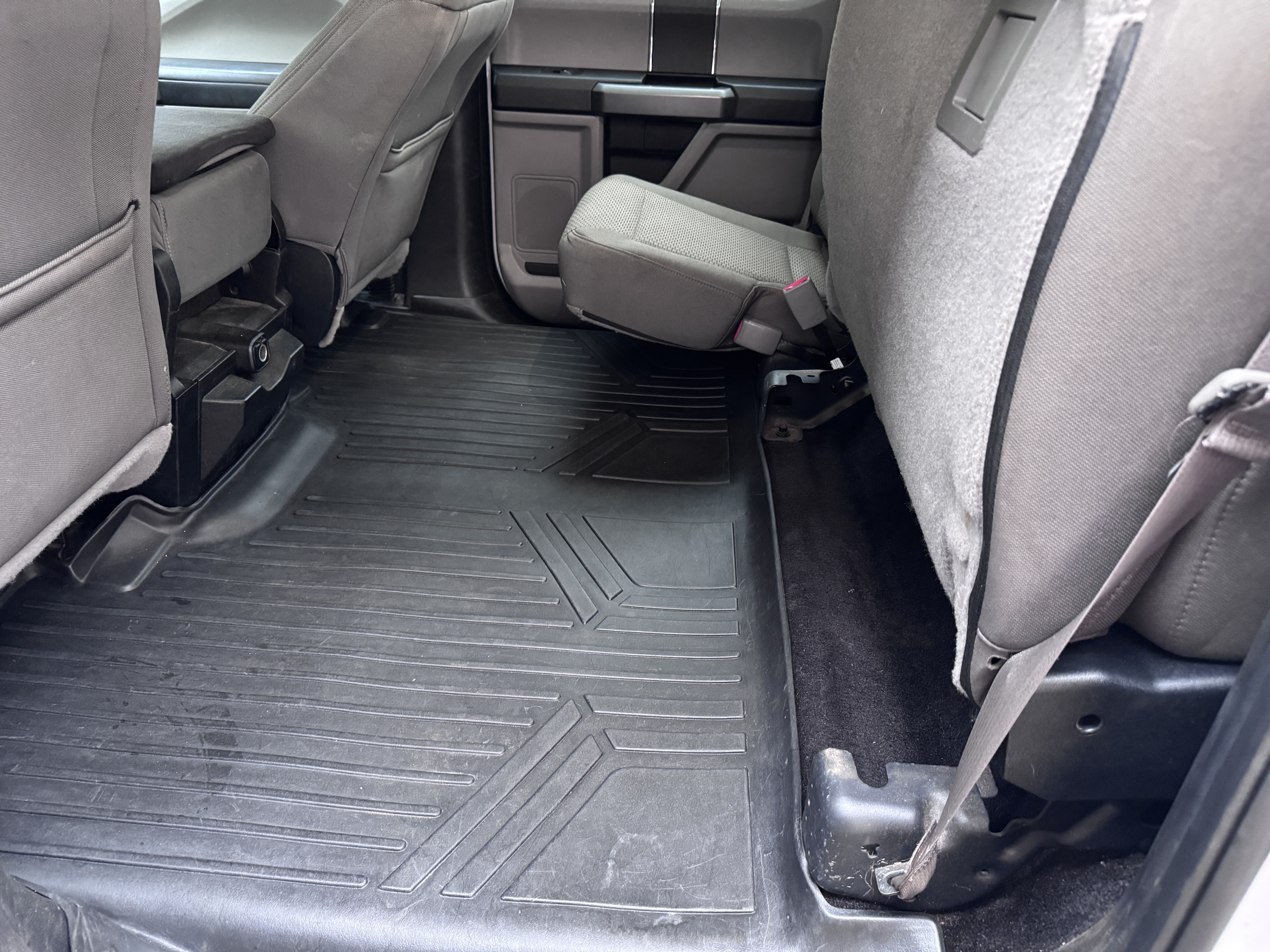 Used 2017 Ford F150 XLT AWD/4WD image 19