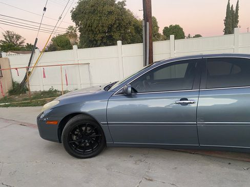 Used 2005 Lexus ES 330 image 6