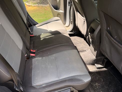 Used 2015 Ford Escape SE AWD/4WD image 10