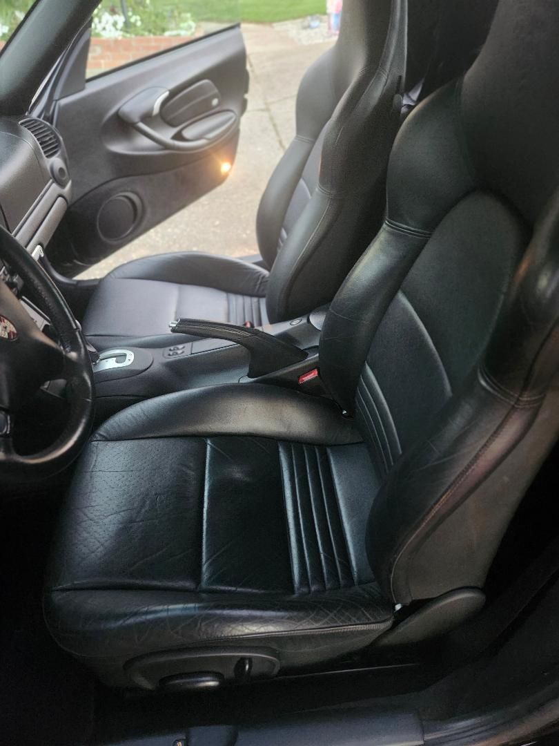 Used 2003 Porsche Boxster RWD image 11