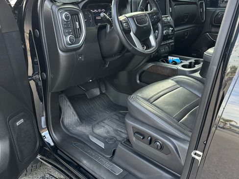 Used 2022 GMC Sierra 2500 Denali image 10